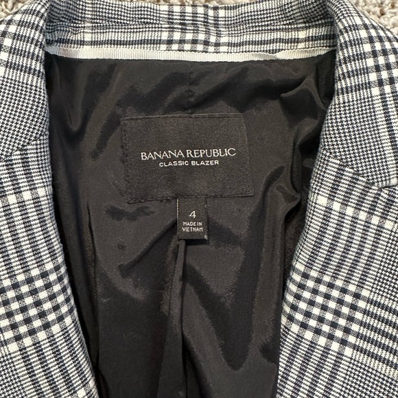 Banana Republic Blazer - Picture 3 of 3